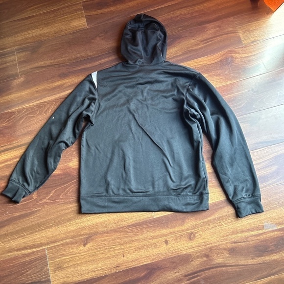 NIKE Swoosh Black Pull Over Sweatshirt Hoodie size Medium - Picture 3 of 7